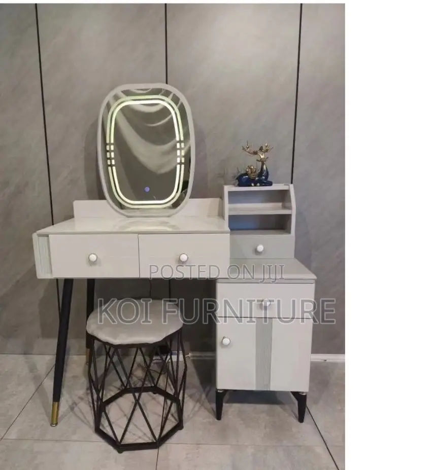Dressers; Europhore Bedroom Dressing Vanity Set