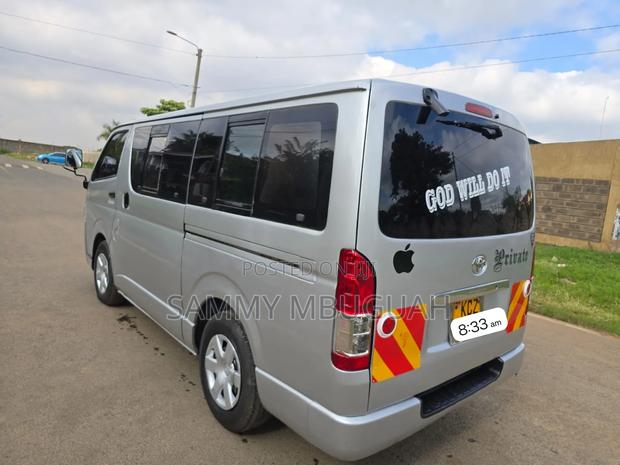 Toyota HiAce 2013 Silver - thumbnail 5