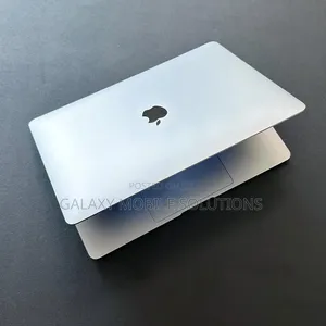 Laptop Apple MacBook Pro 2020 32GB Intel Core i7 SSD 512GB