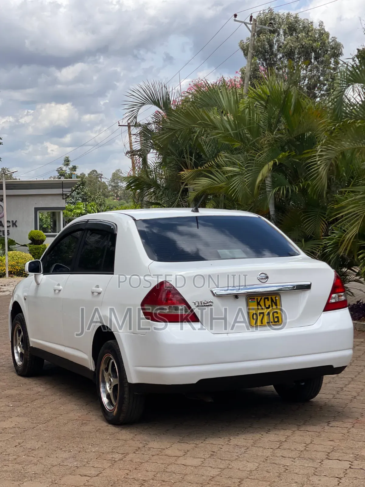 Nissan Tiida 1.5L 16V 2010 White
