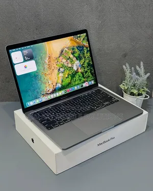 Laptop Apple MacBook Pro 2020 16GB Intel Core i7 SSD 512GB
