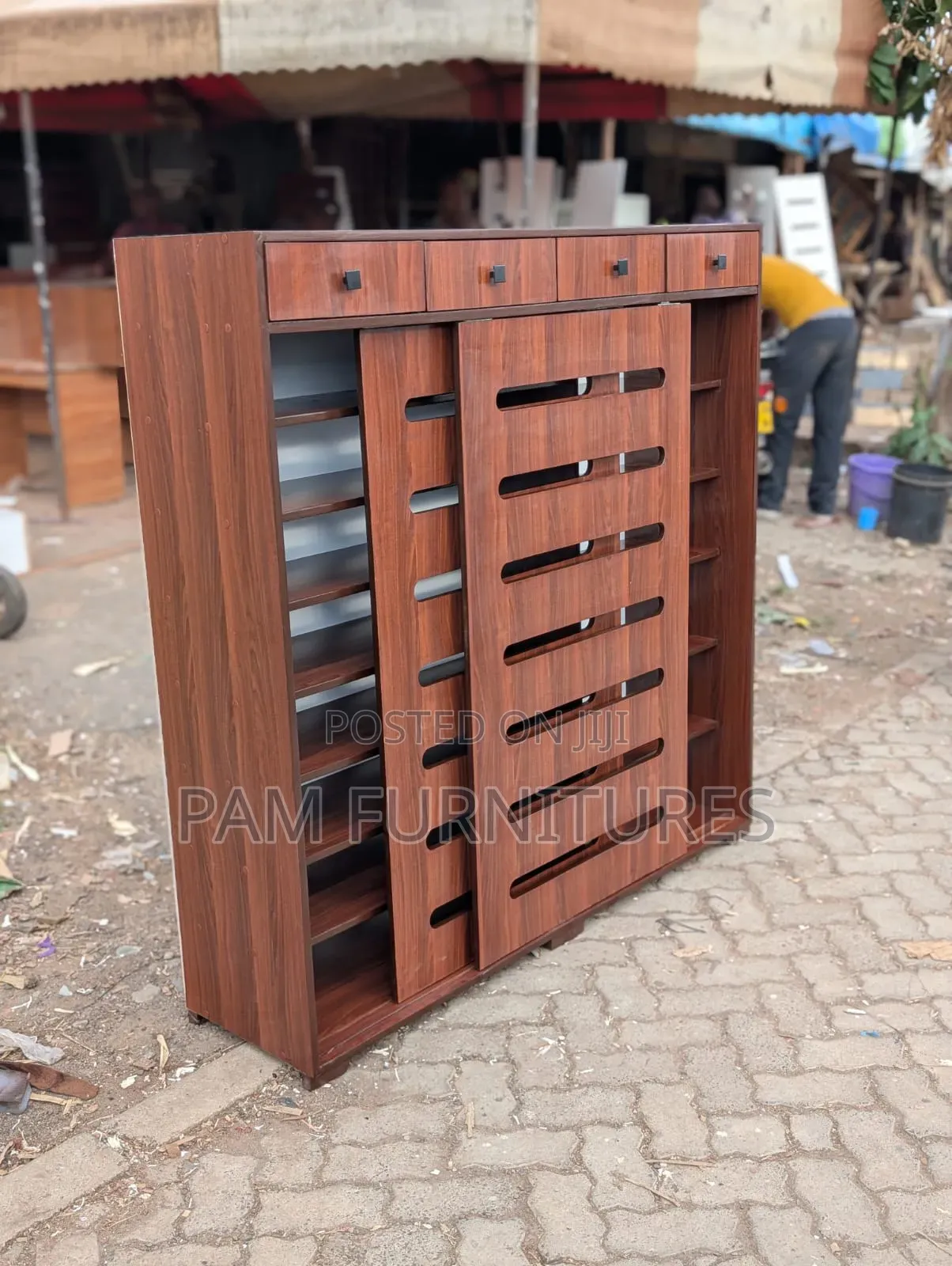 Quality Modernized Shoe Racks