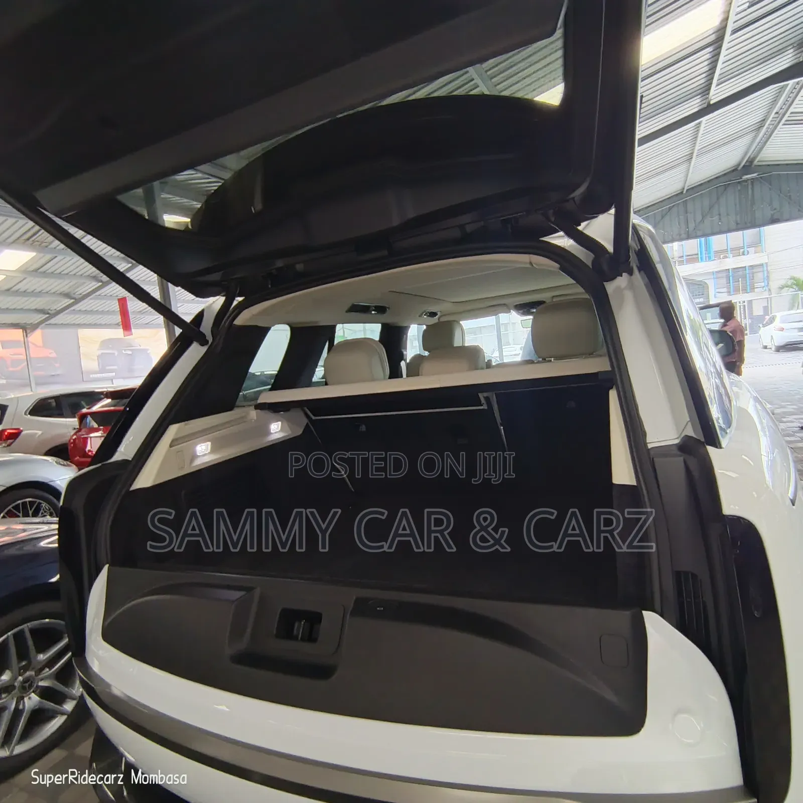 Land Rover Range Rover 2023 White