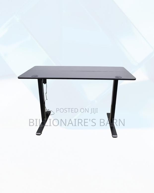 Upgrade Your Setup Using a Standing Desk Smooth Electric Lift