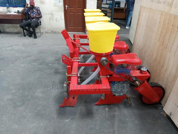 4 Wheel Tractors - thumbnail 7