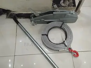 Portable Lifting and Pulling Tool