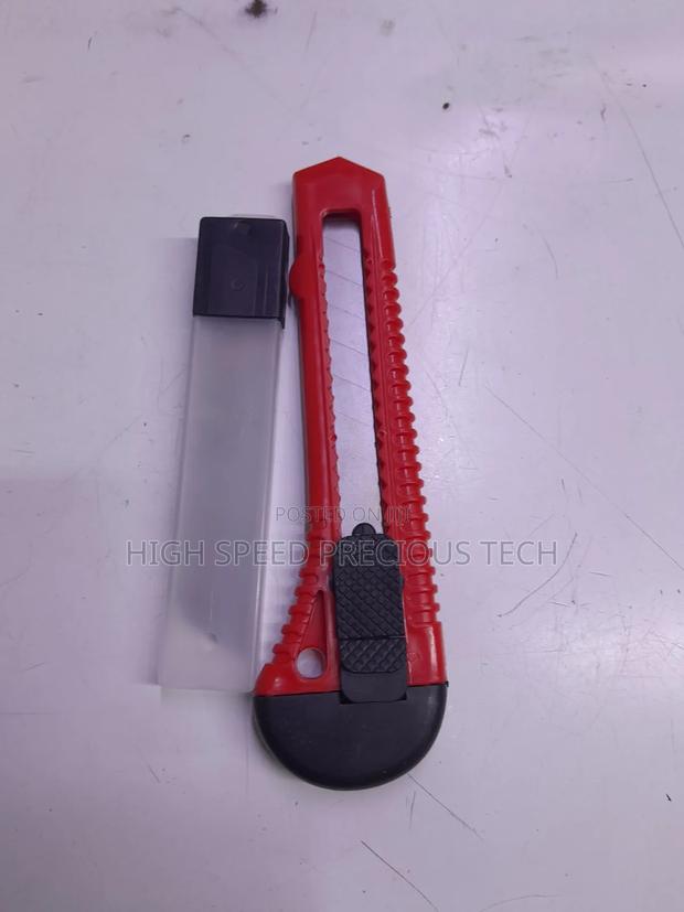 Utility Knife/Box Knife - thumbnail 3