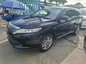 Toyota Harrier 2.0 4WD 2019 Black