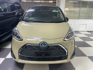 Toyota Sienta 1.5 Hybrid FWD (6-seater) 2019 Beige