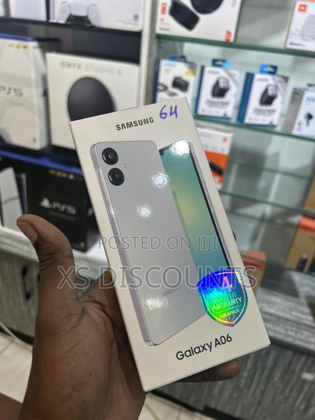 New Samsung Galaxy A06 64 GB White - thumbnail 2