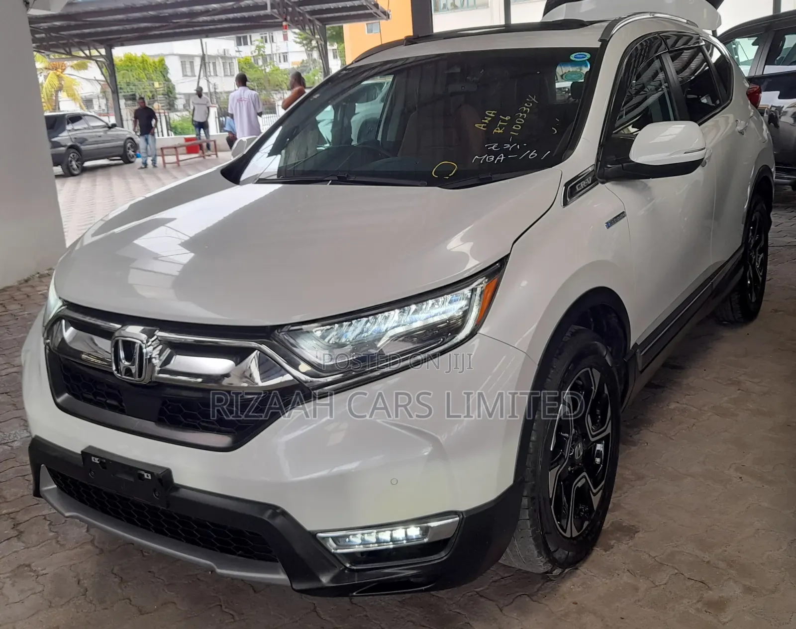 Honda CR-V Touring AWD 2019 White