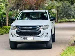 Isuzu D-MAX 2025 White