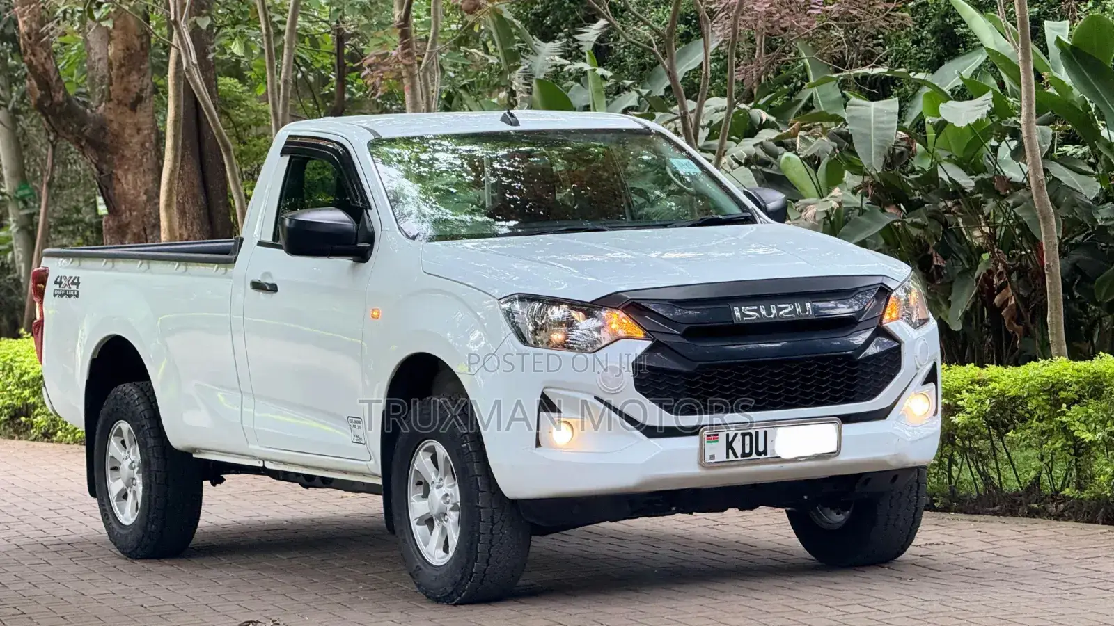 Isuzu D-MAX 2025 White