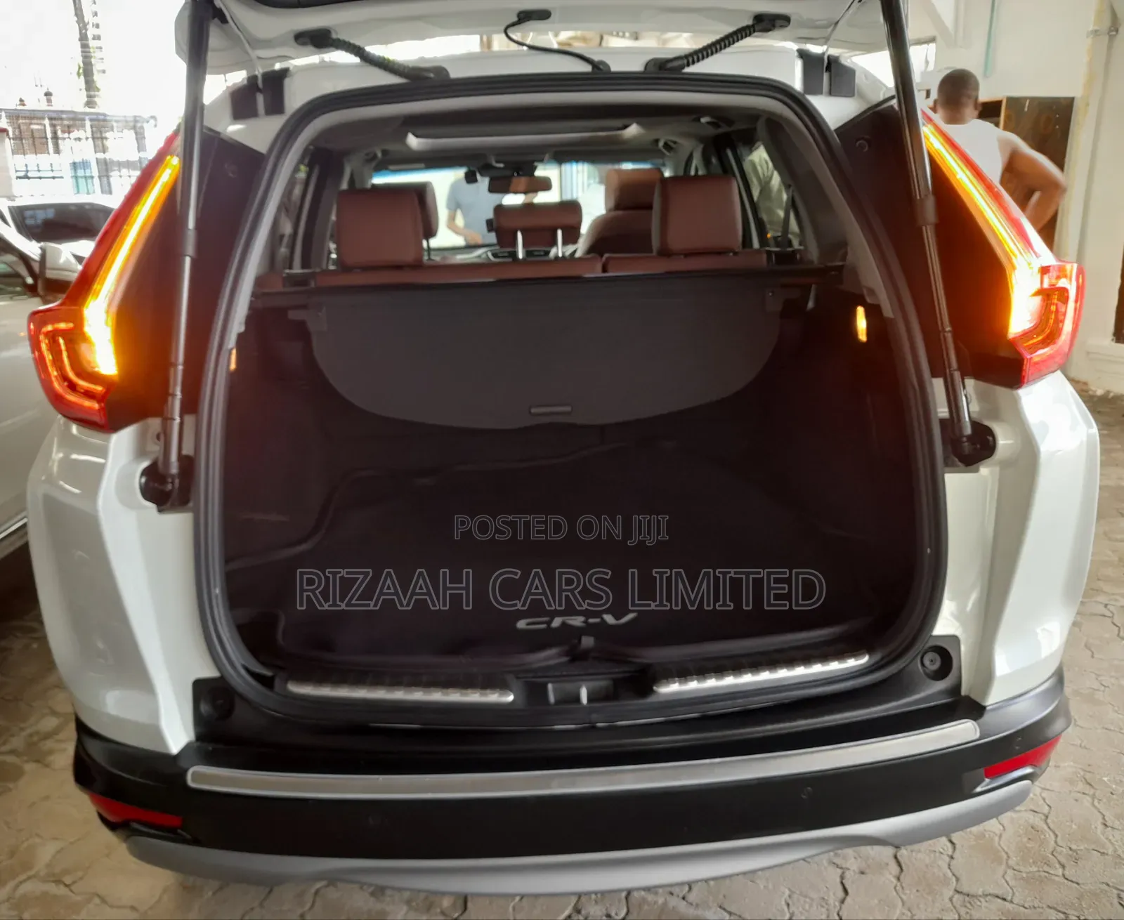 Honda CR-V Touring AWD 2019 White