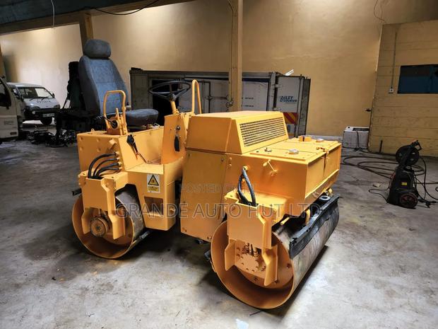 Bomag Compactor Double Drum - thumbnail 3