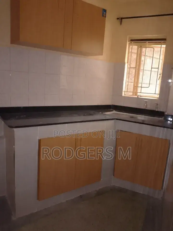 1bdrm Apartment in Valley Arcade for rent