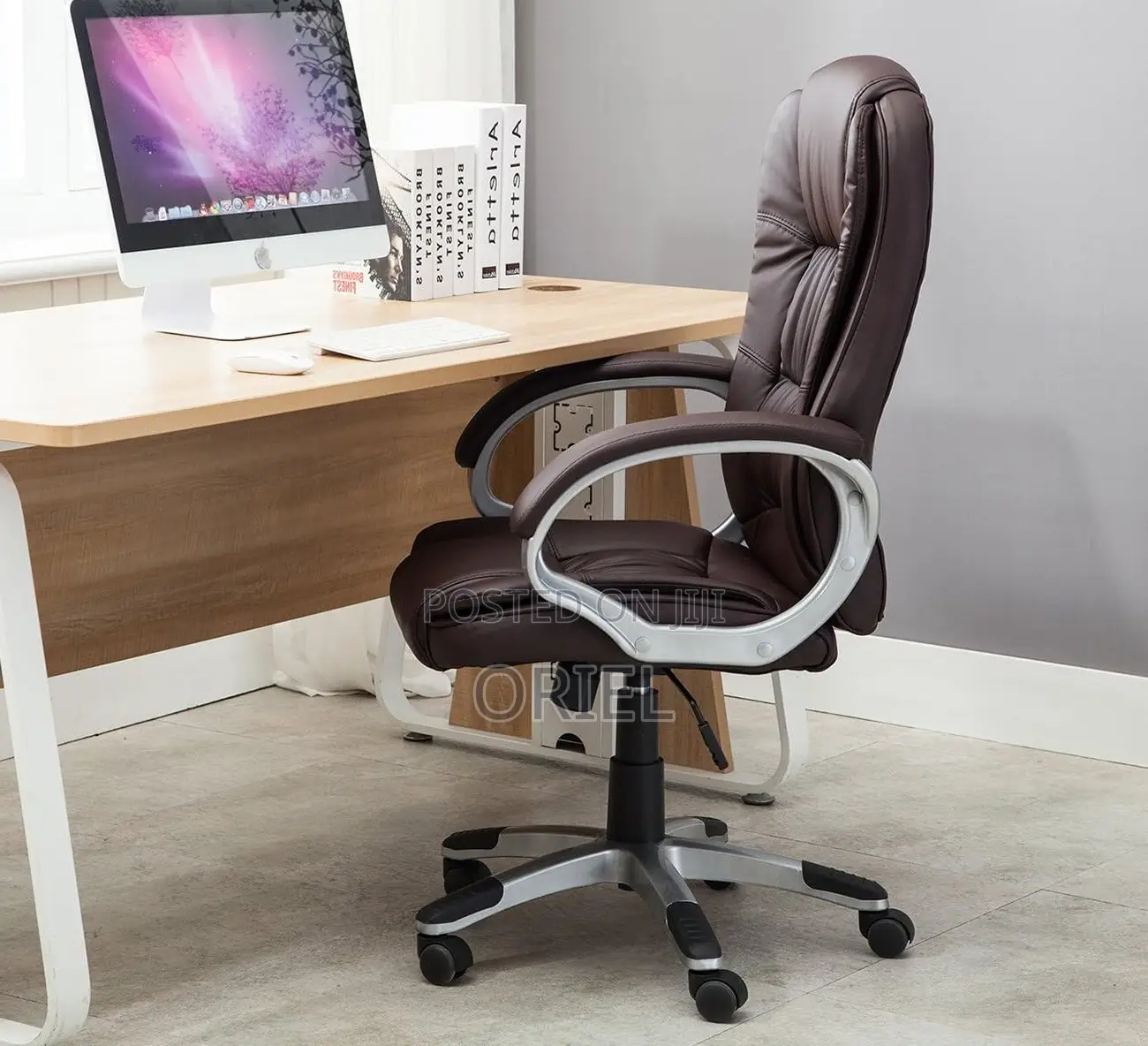 Office Chair : Ergonomic Brown Office Chair