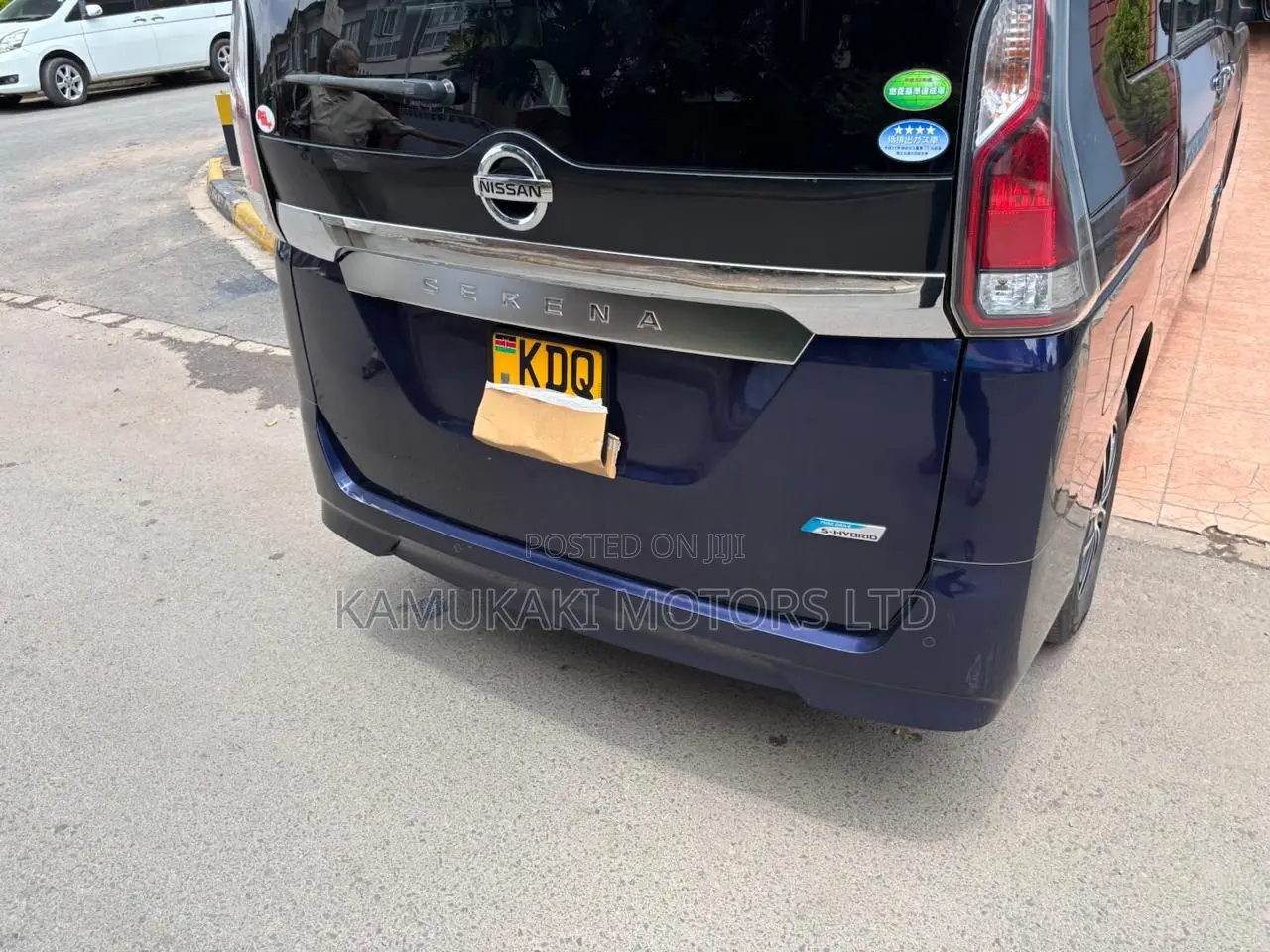 Nissan Serena 2017 Blue