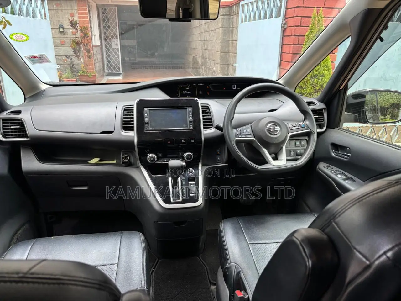 Nissan Serena 2017 Blue