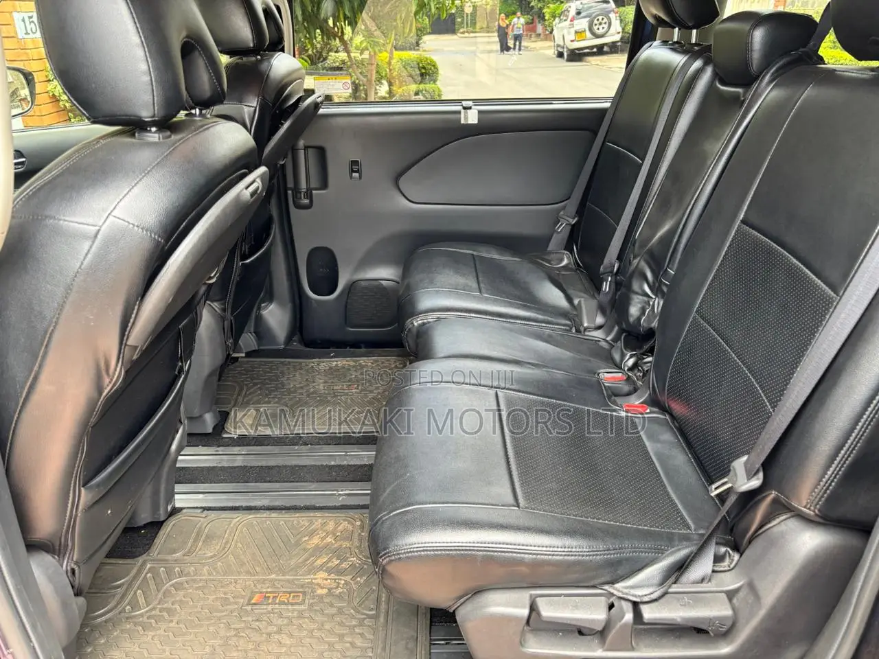 Nissan Serena 2017 Blue