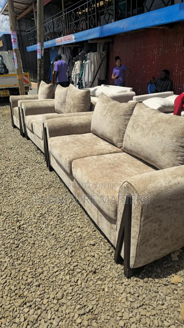 Fancy Sofa - main view
