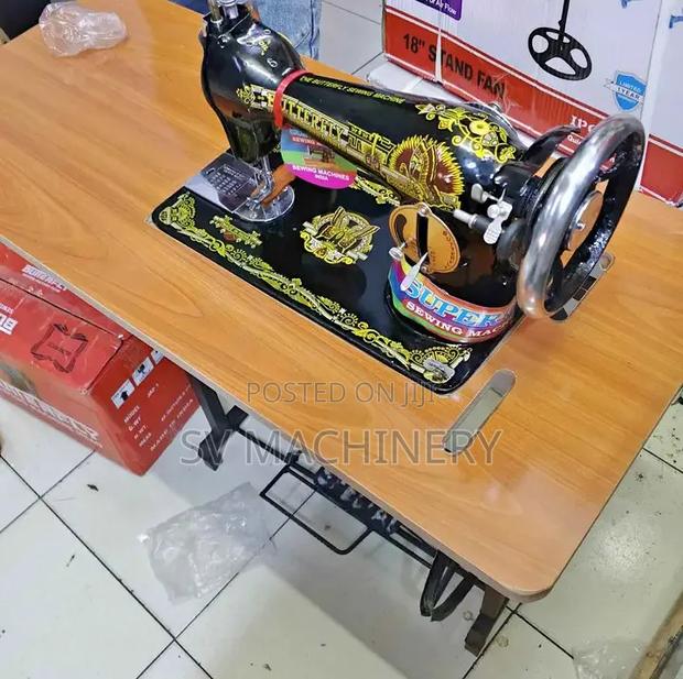 Heavy Duty Butterfly Sewing Machine With Table