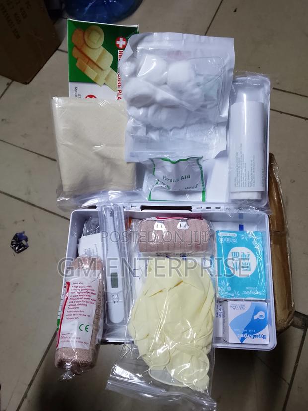 First Aid Box Medium - thumbnail 2