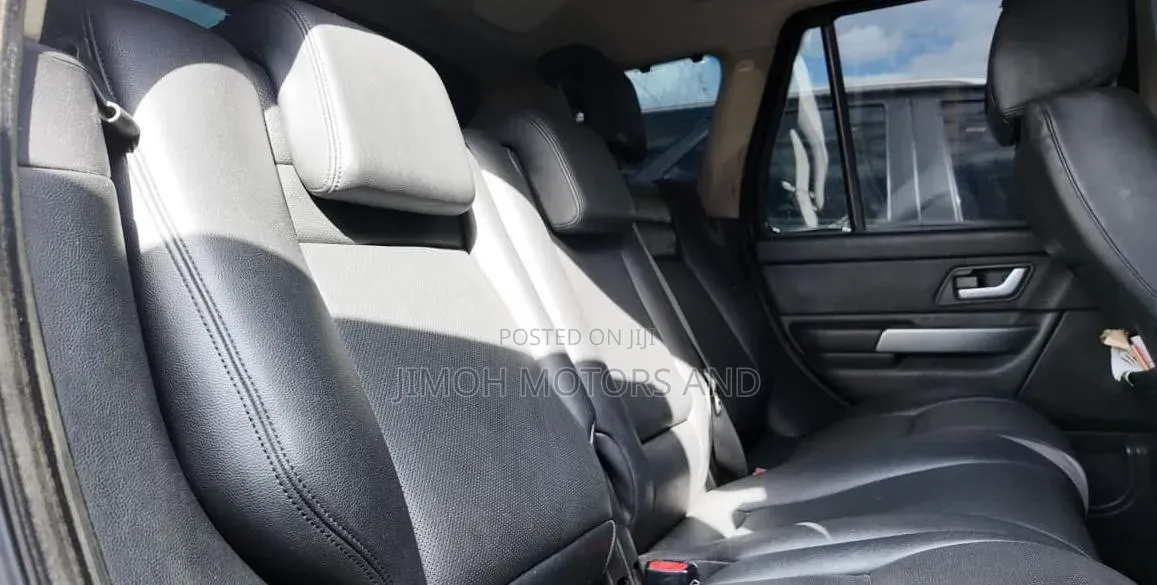 Land Rover Range Rover 2006 Pink