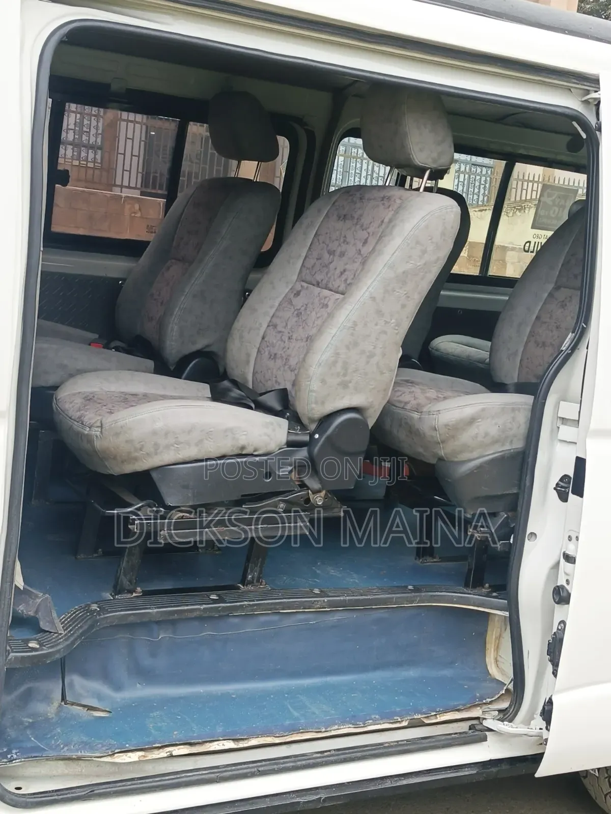 Toyota HiAce 2016 White