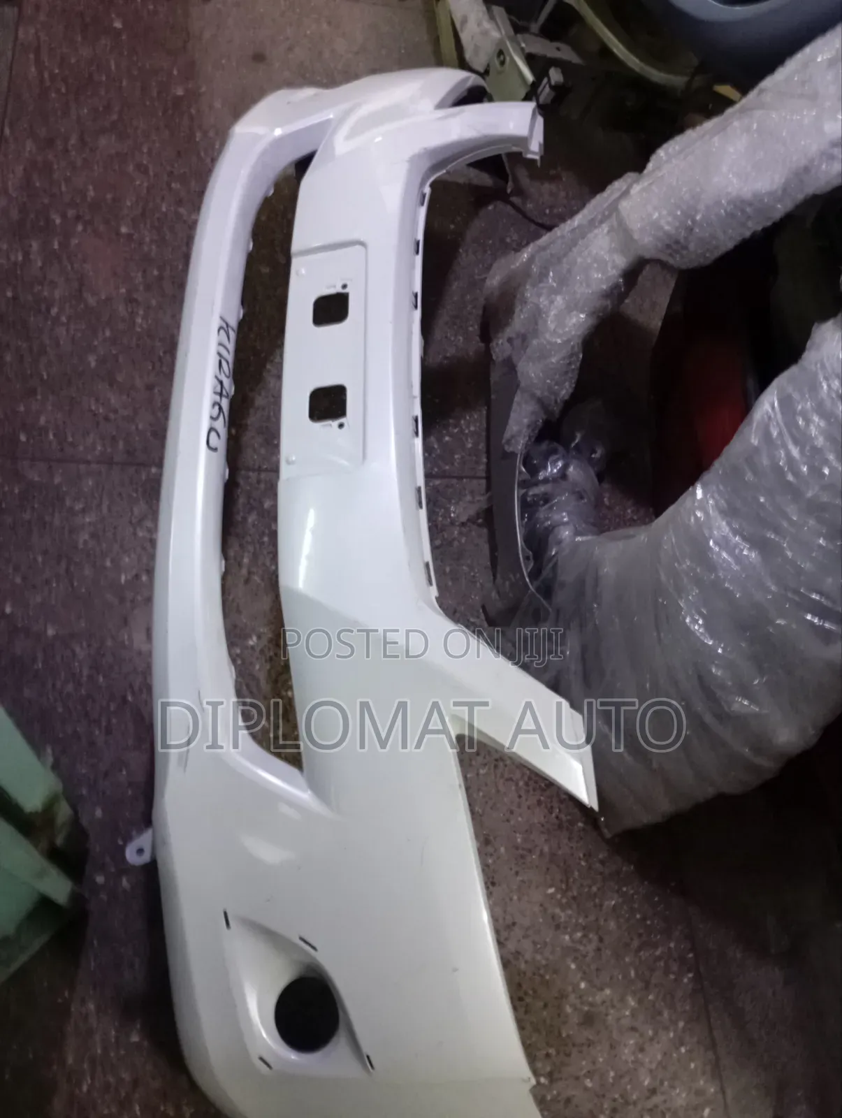Premio 260 Front Bumper She'll.