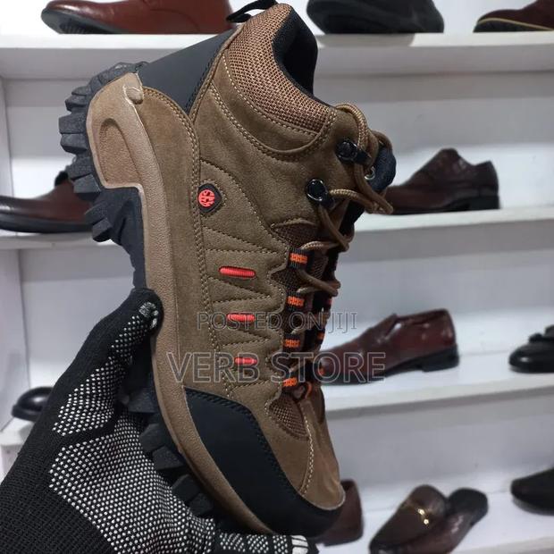 Skyview Hiking Boots Aggressive Threads - thumbnail 2
