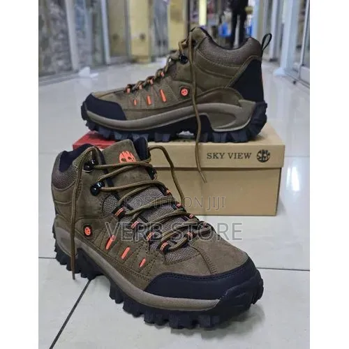 Skyview Hiking Boots Aggressive Threads