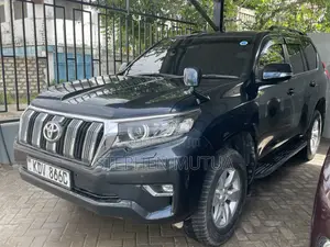 Toyota Land Cruiser Prado 2.8 2018 Green