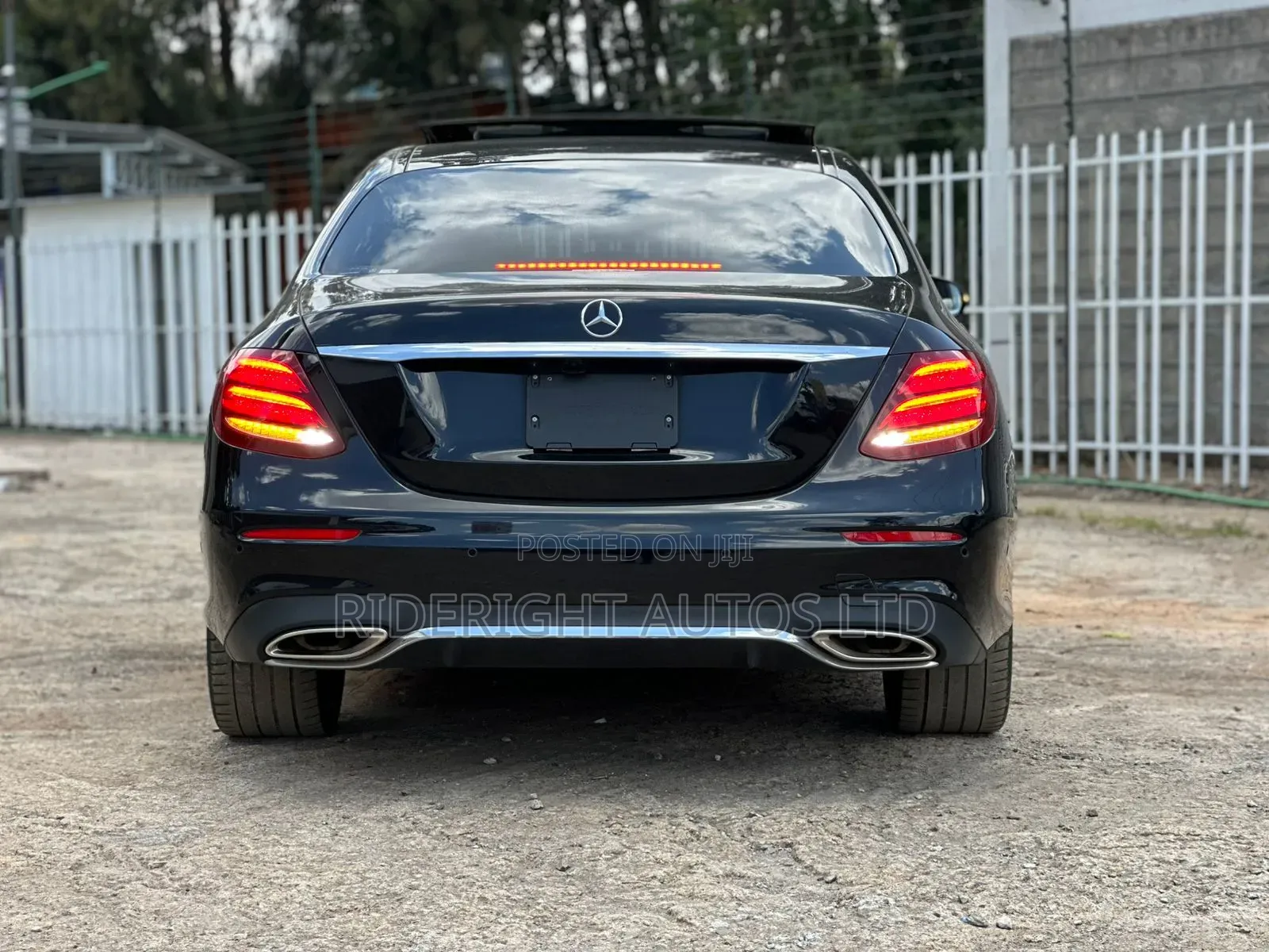 Mercedes-Benz E200 2019 Black