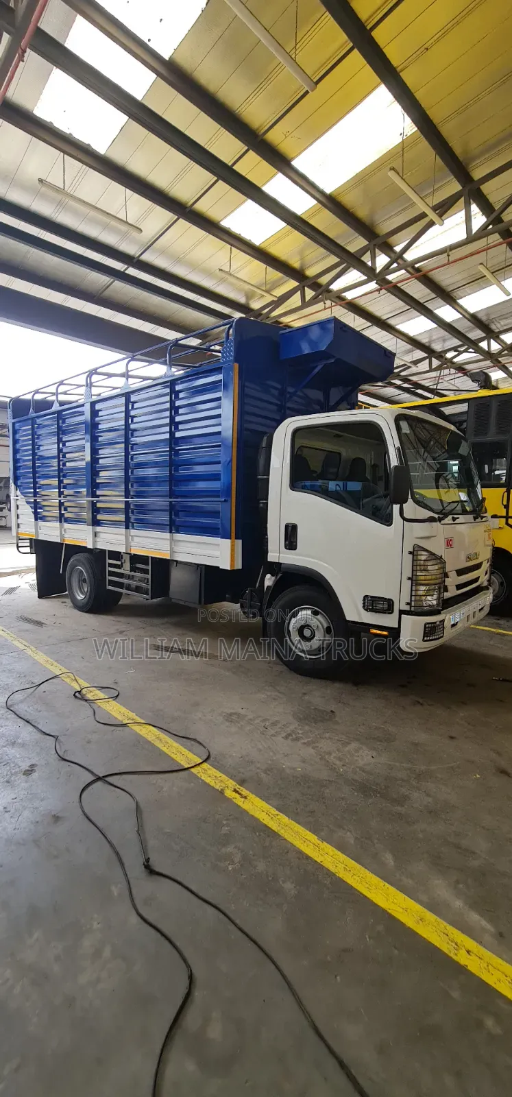 NQR 8tonnes ( Open Body)