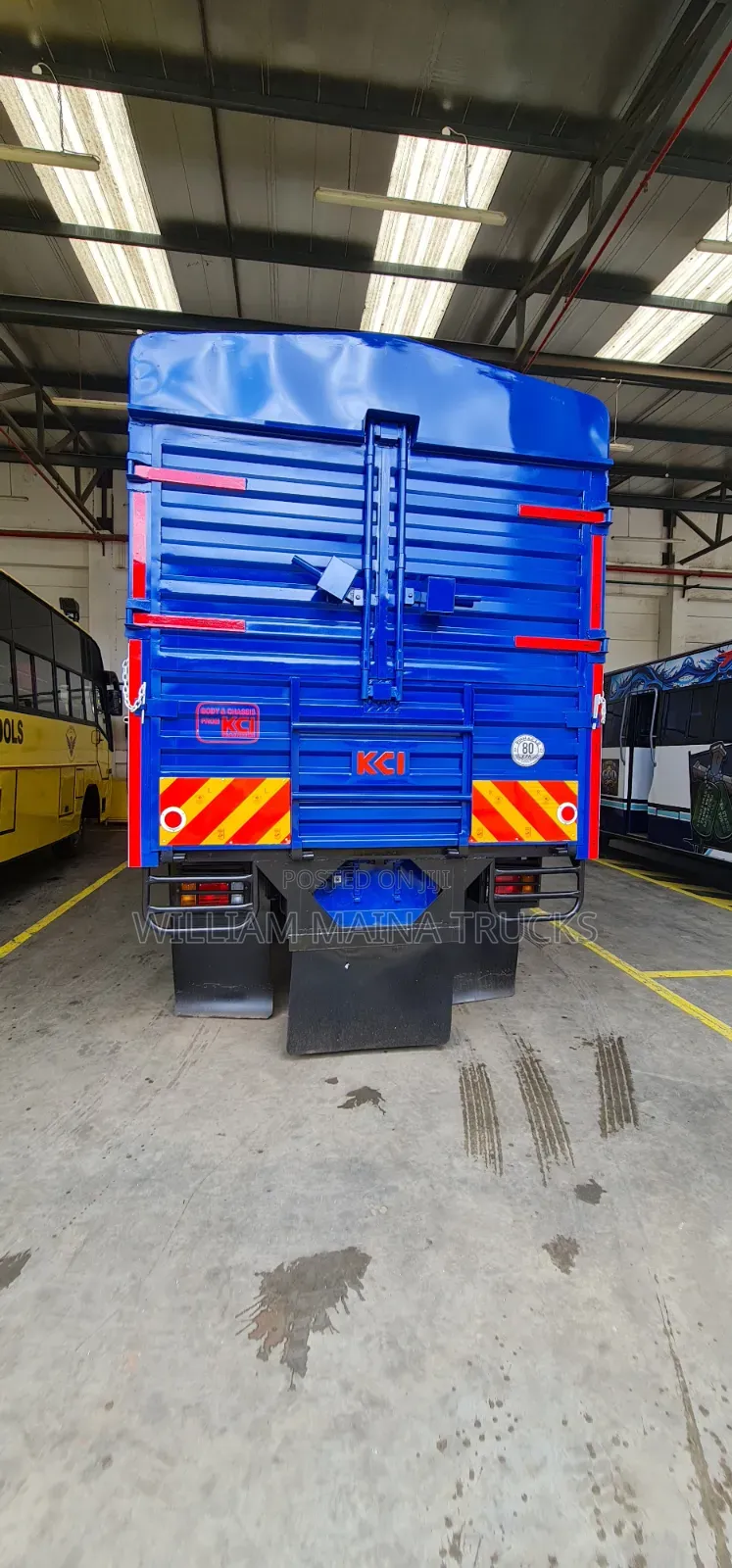 NQR 8tonnes ( Open Body)