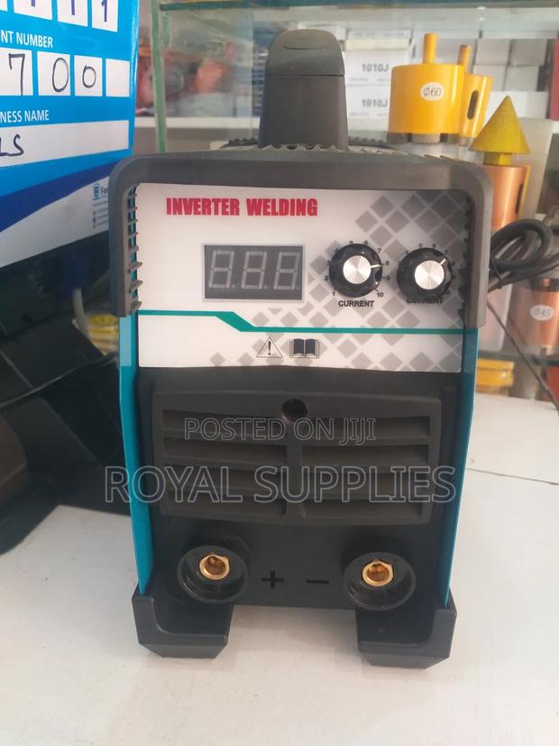 Makita 300amps Welding Machine