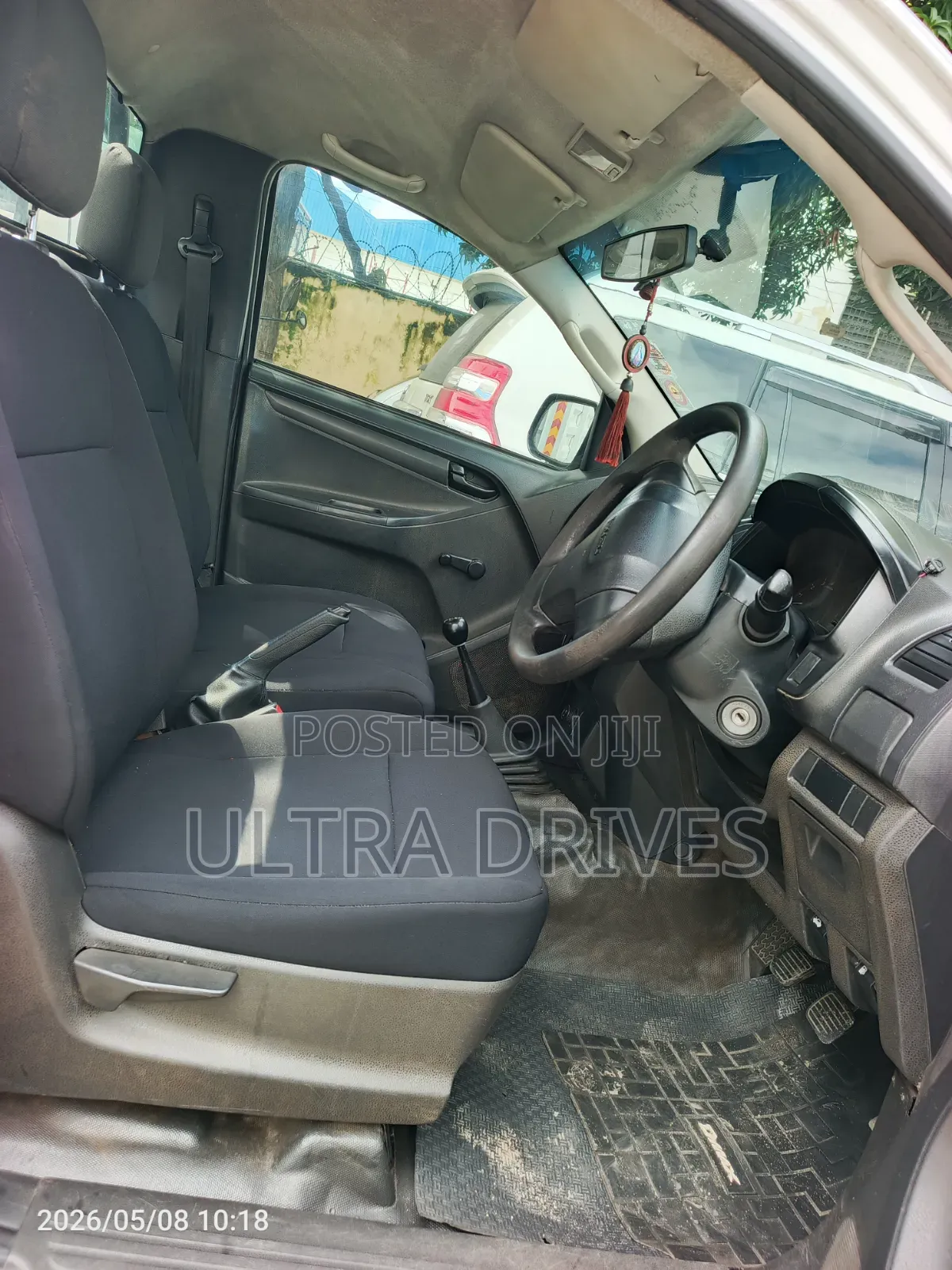 Isuzu D-MAX 2022 Silver