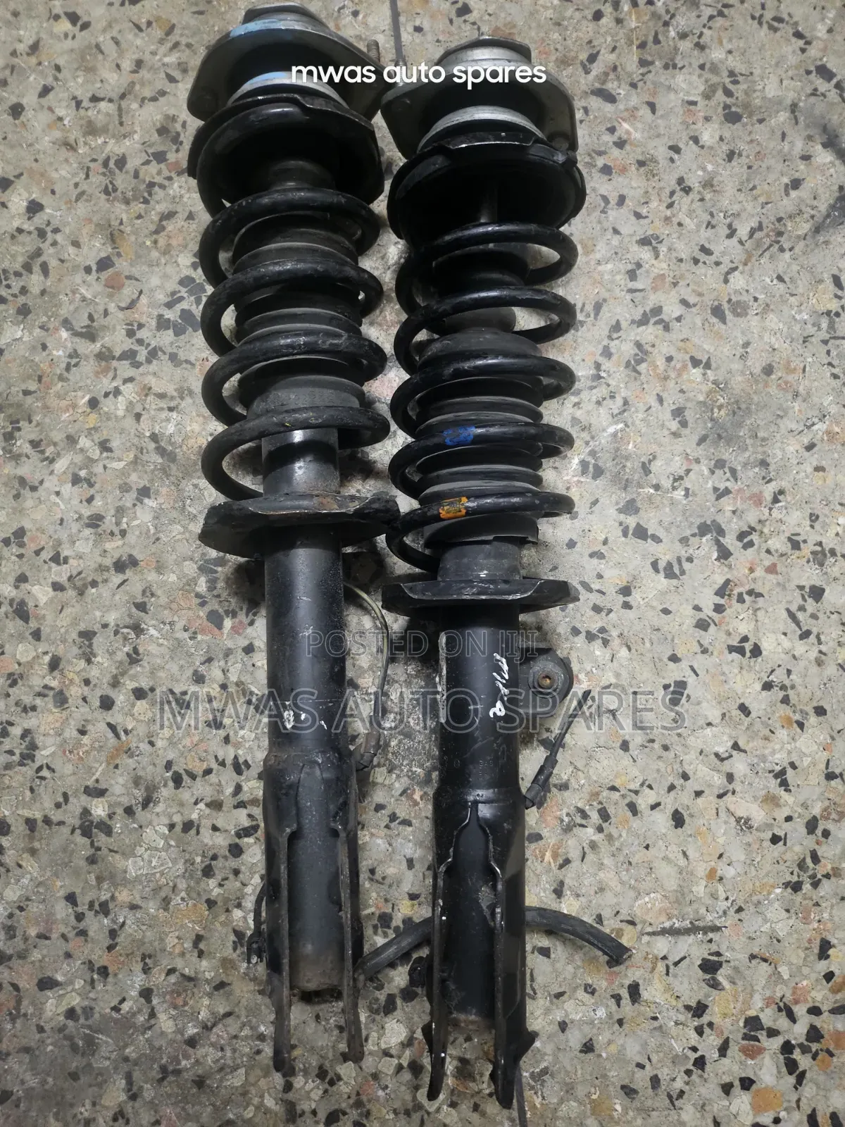 Daihatsu Mira Shocks