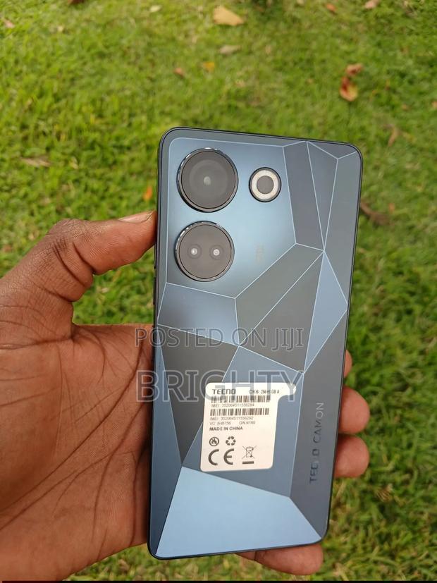 Tecno Camon 20 256 GB Blue
