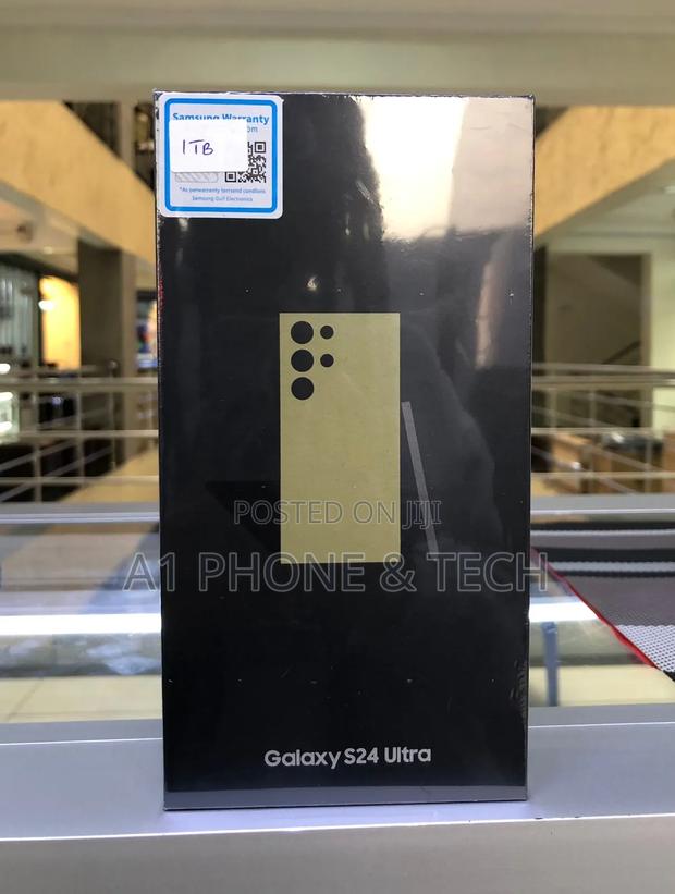 New Samsung Galaxy S24 Ultra 1 TB Yellow