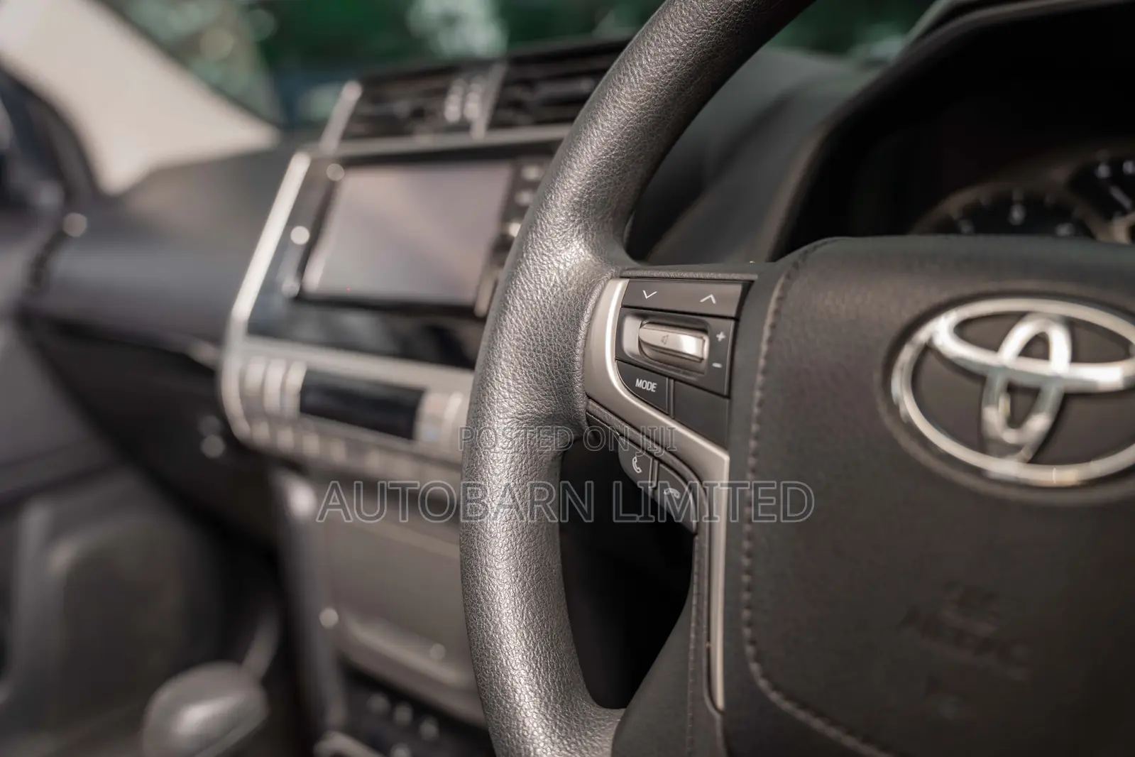 Toyota Land Cruiser Prado 2.8 2018 White