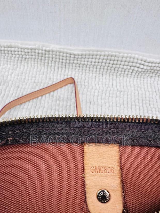 Authentic Lv Speedy B 30 - Monogram With Crossbody Strap - thumbnail 6
