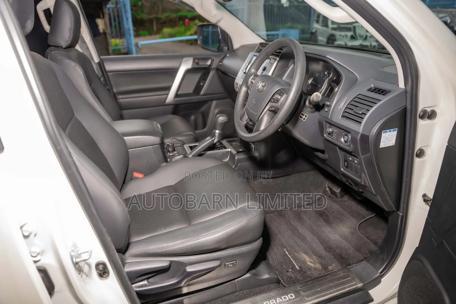 Toyota Land Cruiser Prado 2.8 2018 White