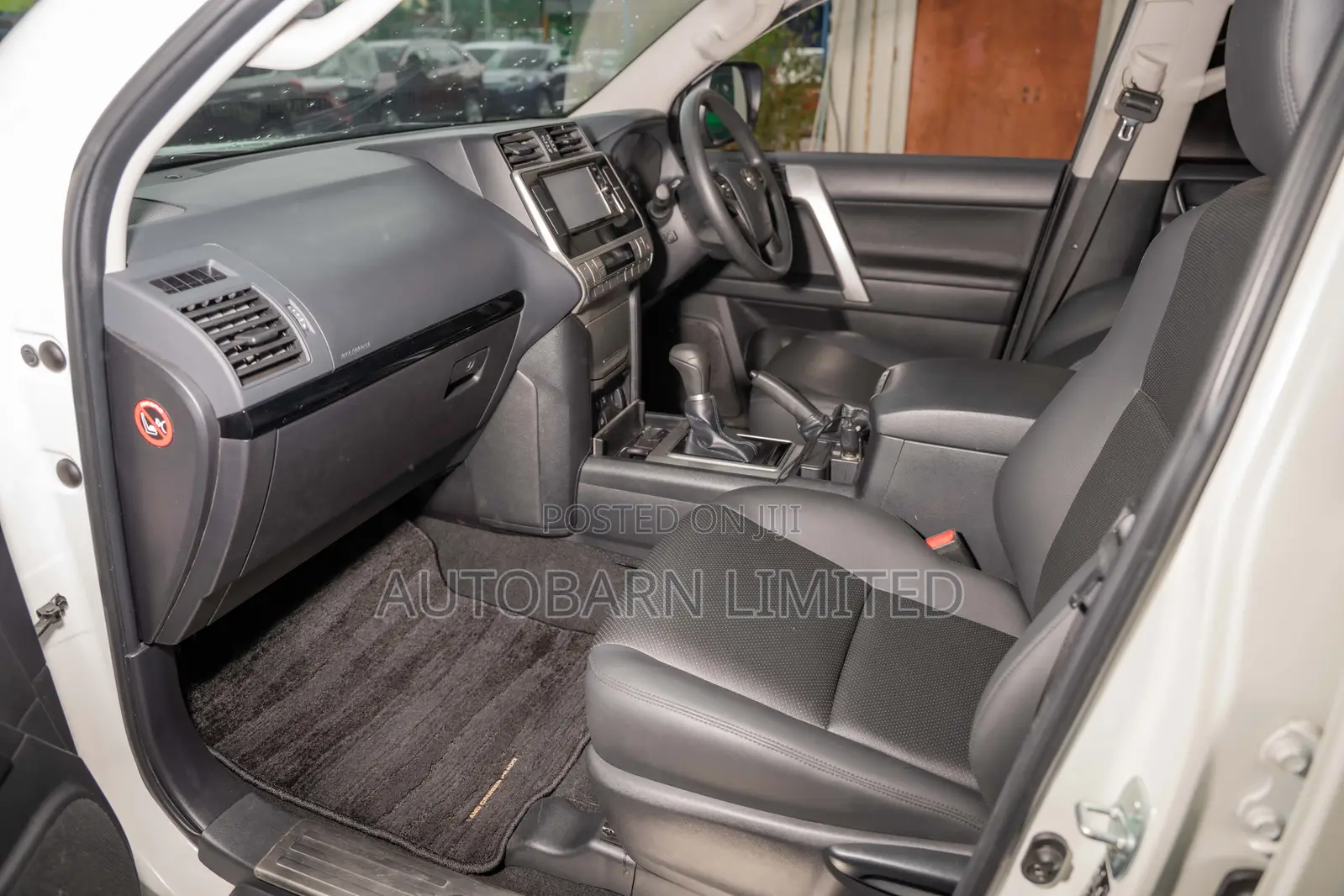 Toyota Land Cruiser Prado 2.8 2018 White