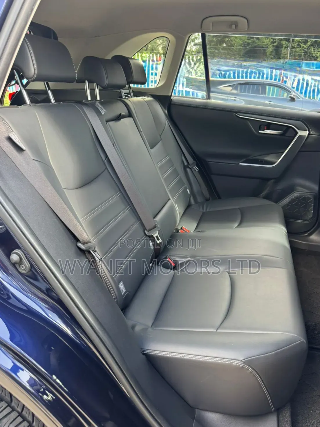 Toyota RAV4 Limited AWD 2019 Blue