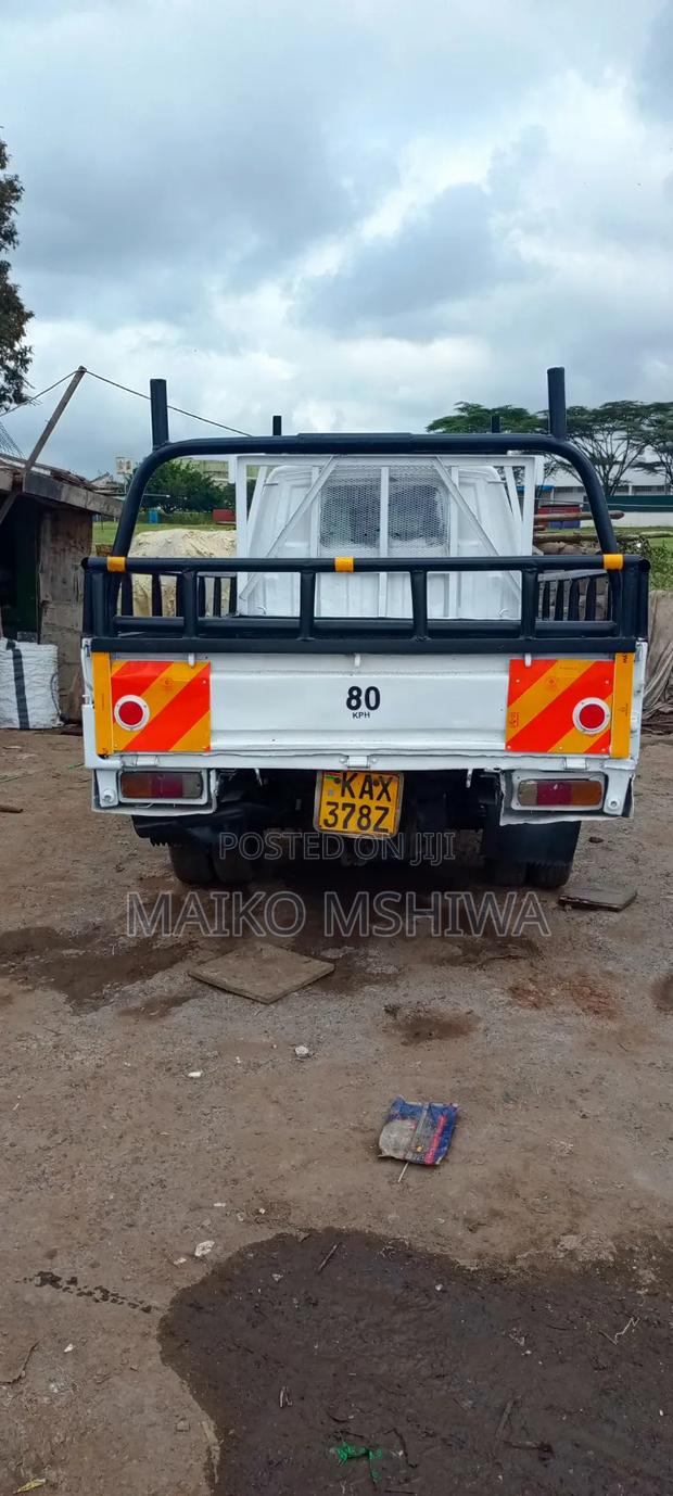 Mazda Bongo Pickup - thumbnail 6