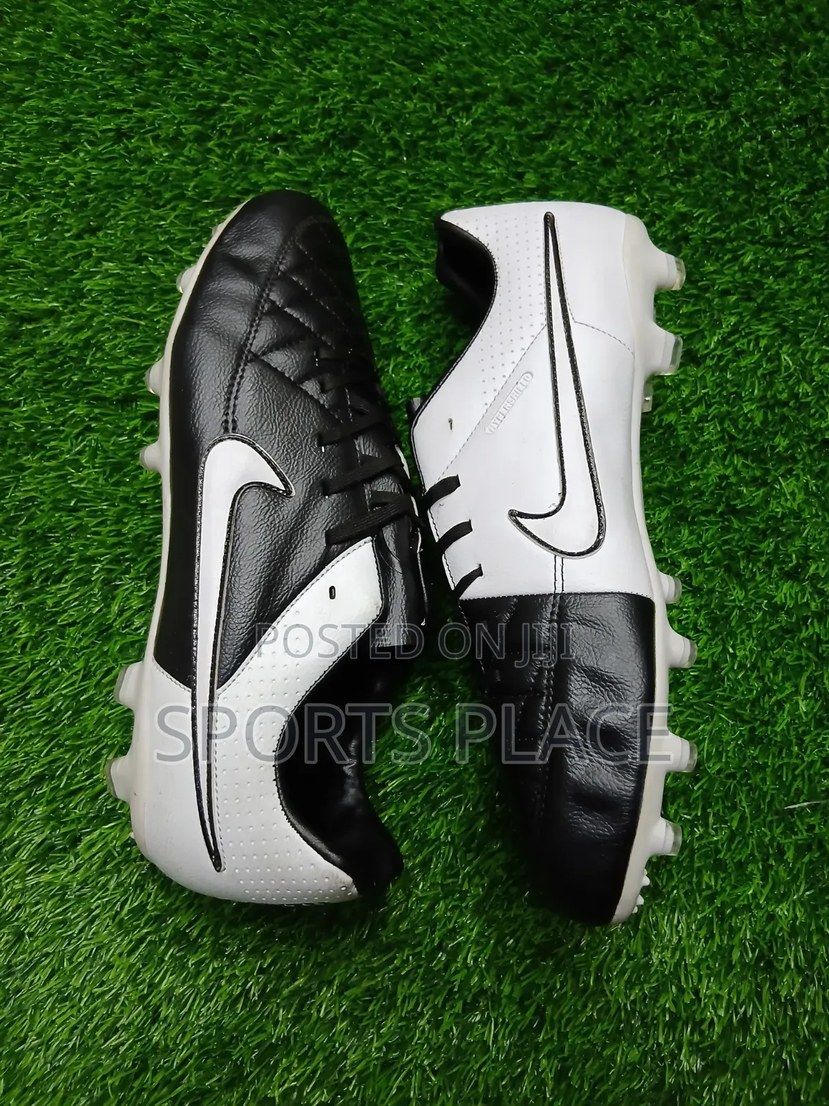 Nike Premier Black White Football Boots