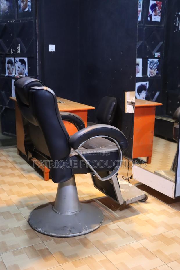 Barber Chair - thumbnail 3