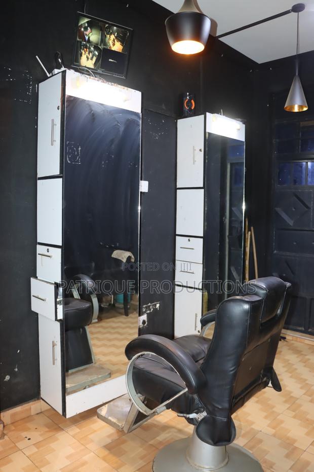 Barber Chair - thumbnail 4